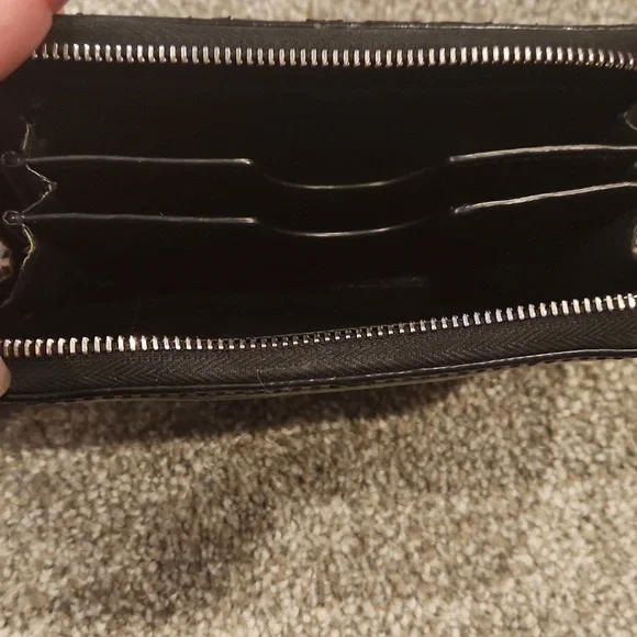 Michael kors wallet - Picture 3 of 3